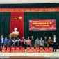 Xã Cẩm Tú tổ chức tặng quà tết cho hộ nghèo hộ khó khăn dịp tết Nguyên đán Ất Tỵ năm 2025